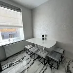 старовиний *
