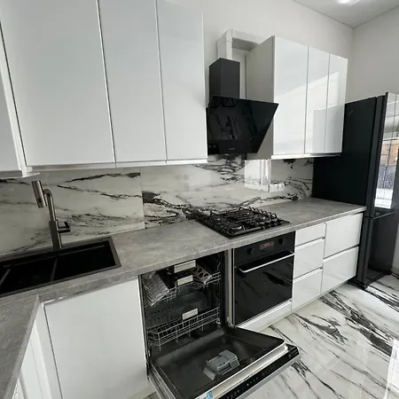 старовиний Apartman *